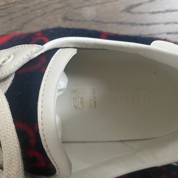 GUCCI SNEAKERS - Picture 3 of 7